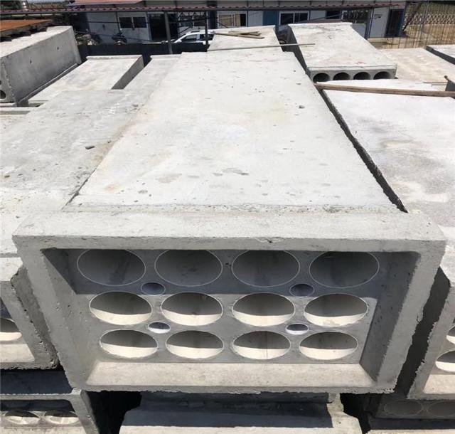 1636927129417980.jpg 电力排管模具2.jpg